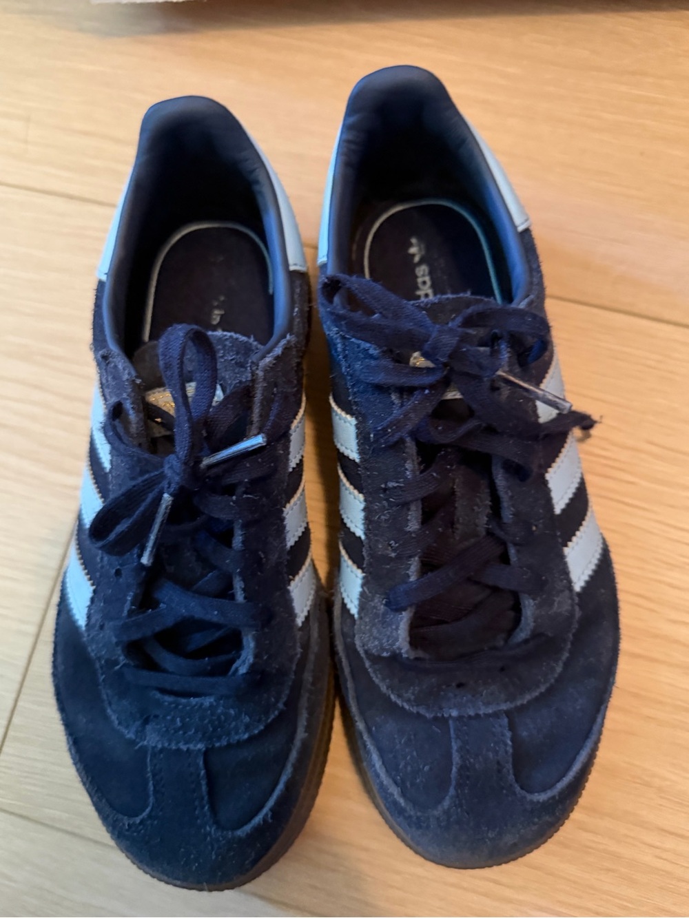 adidas gazelle Dark Blue Suede Sneakers with light blue Stripes